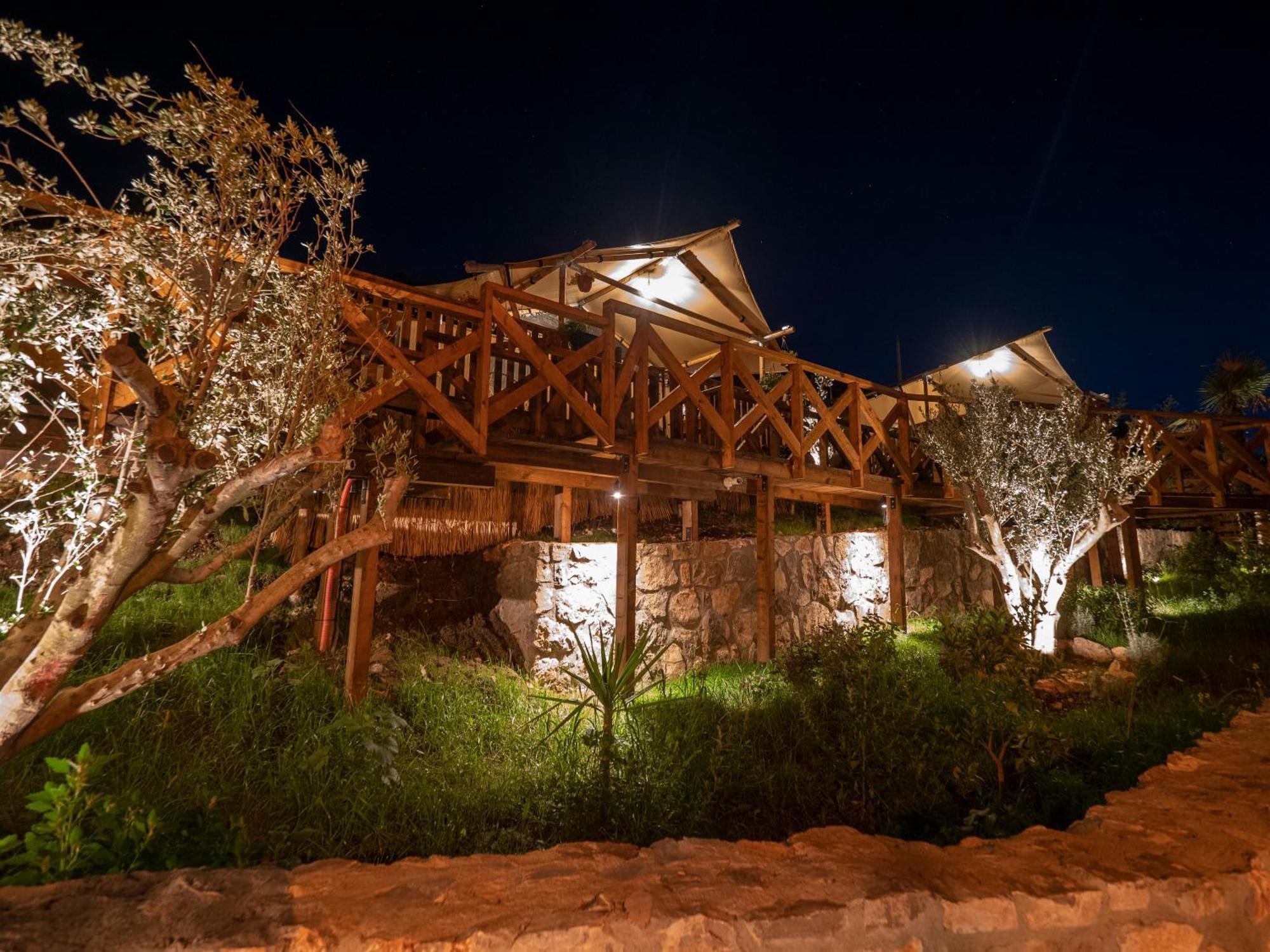 Hotel Sea Glamping Kotor Exterior foto